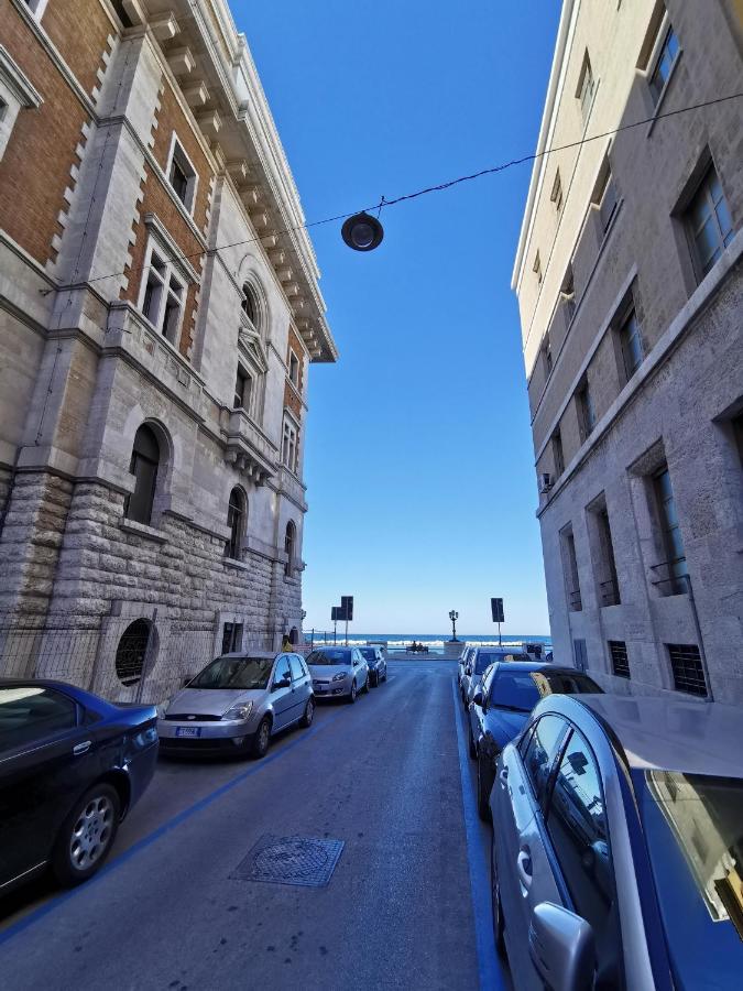 Whiteflower Apartments Bari Cameră foto